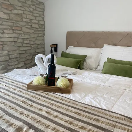 Апартаменти Cozy Seaview Retreat Спліт