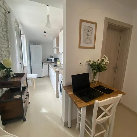 Apartment Cozy Seaview Retreat *